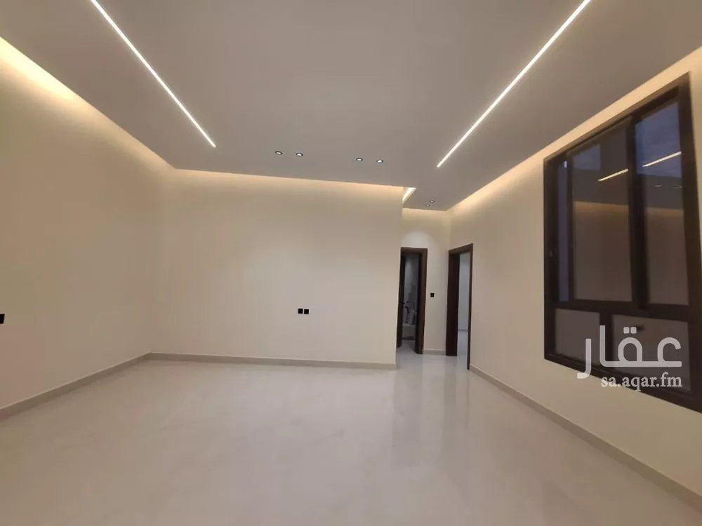 5 bedroom villa in Al Mahdiyyah 4