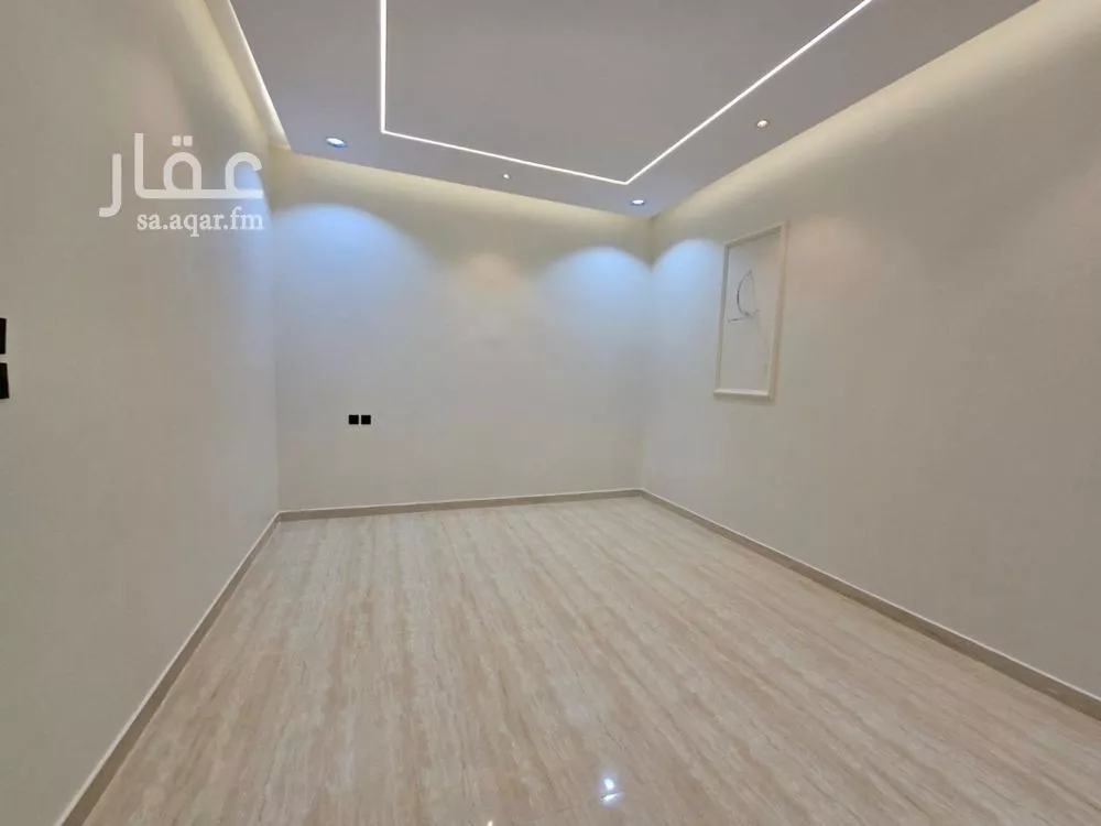 فيلا 5 غرف في العريجاء الغربية 5