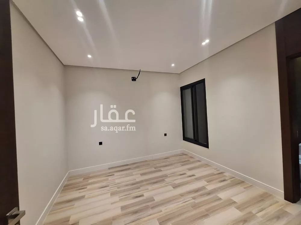 فيلا 5 غرف في ظهرة لبن 4