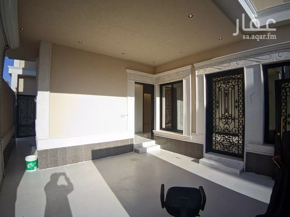 فيلا 6 غرف في ظهرة لبن 5