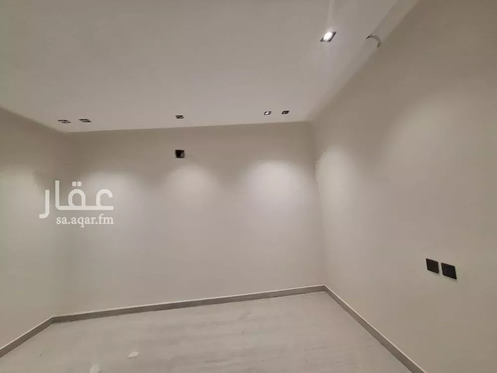 6 bedroom villa in Tuwaiq 4