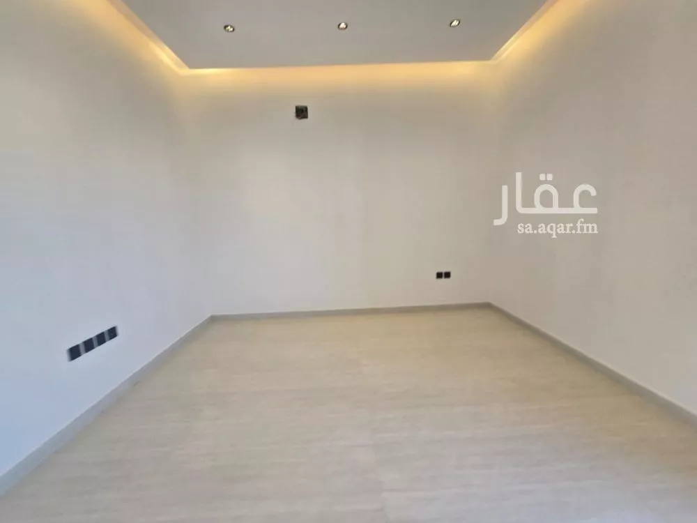 فيلا 6 غرف في ظهرة لبن 4