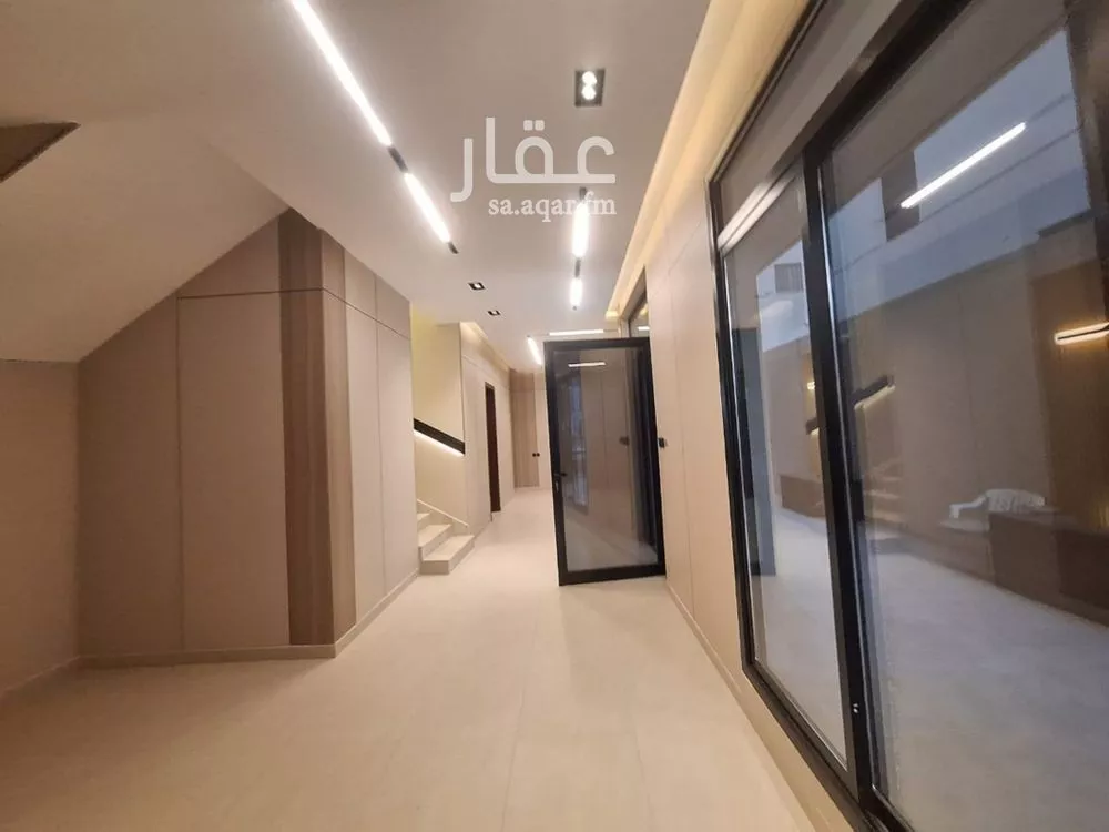 6 bedroom villa in Al Mahdiyyah 5