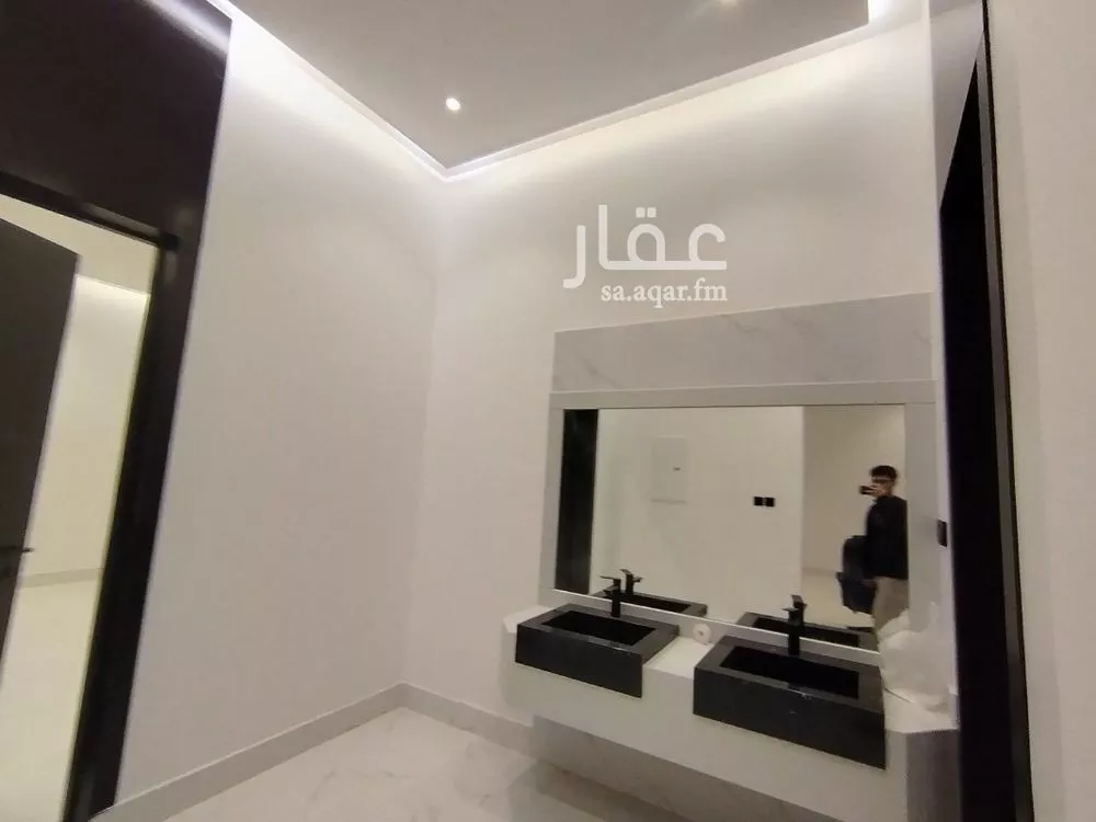 فيلا 6 غرف في ظهرة لبن 3