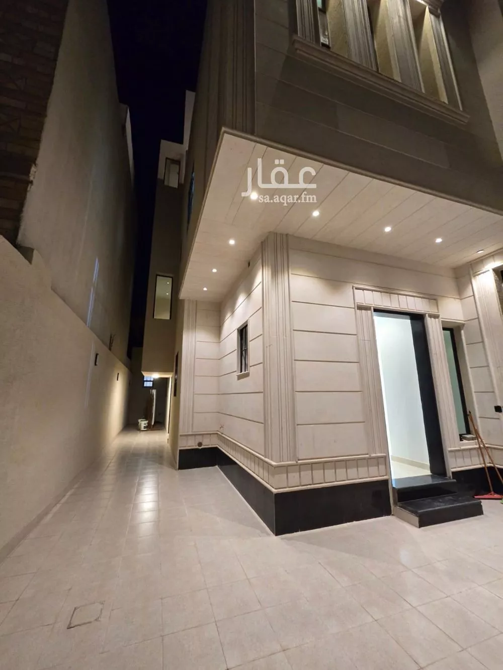 فيلا 5 غرف في العريجاء الغربية 1