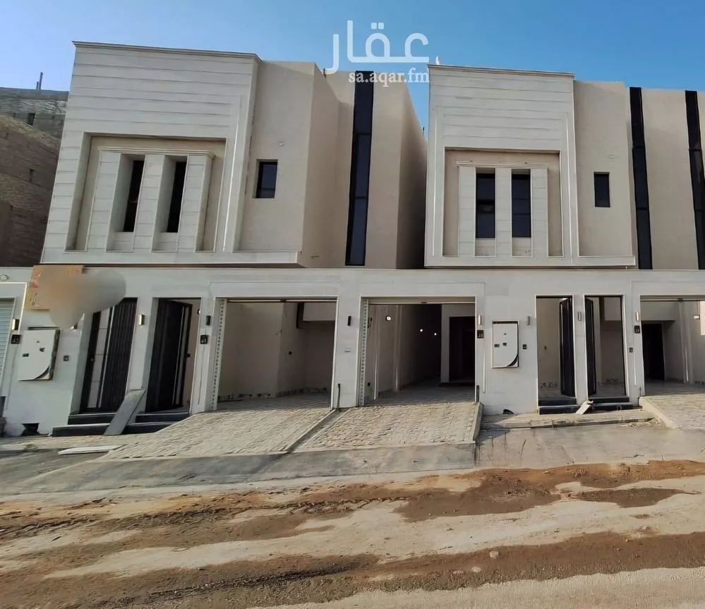 4 bedroom floor in Tuwaiq 1