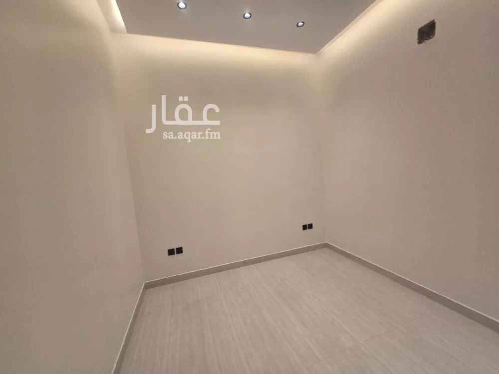 فيلا 5 غرف في ظهرة لبن 4