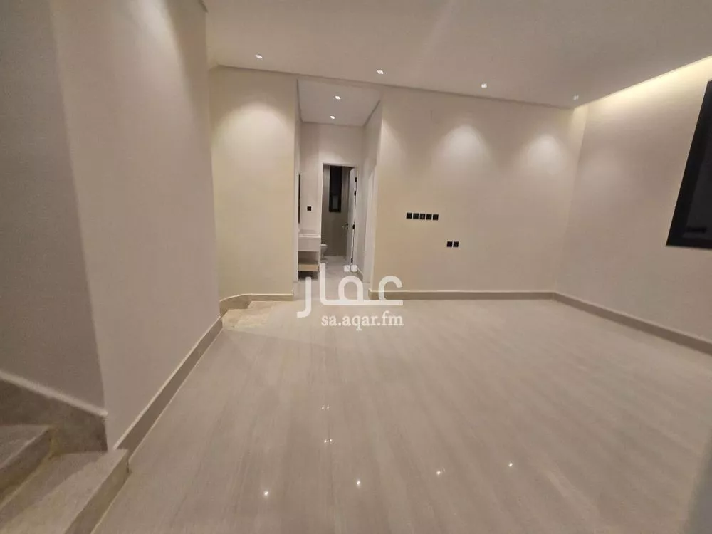 5 bedroom villa in Tuwaiq 3