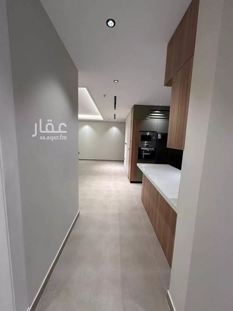 4 bedroom apartment in Al Rawabi, Riyadh 18