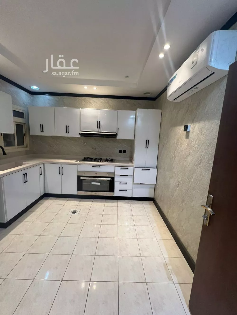 4 bedroom apartment in Al Rawabi, Riyadh 9