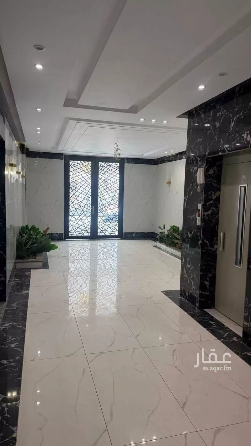 شقة 2 غرف في النزهة 4