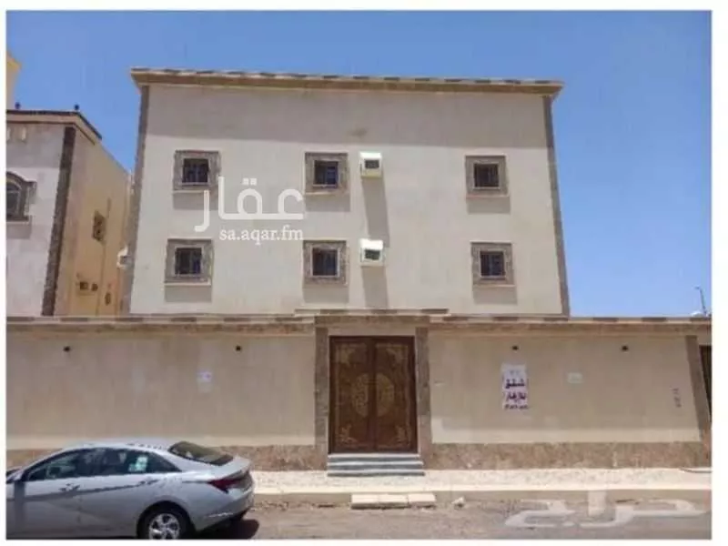 4 bedroom building in Shawran, Madinah