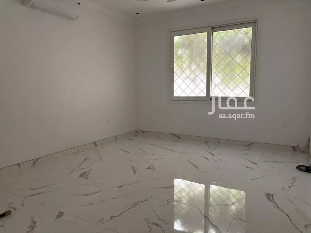 دور 3 غرف في العارض 3