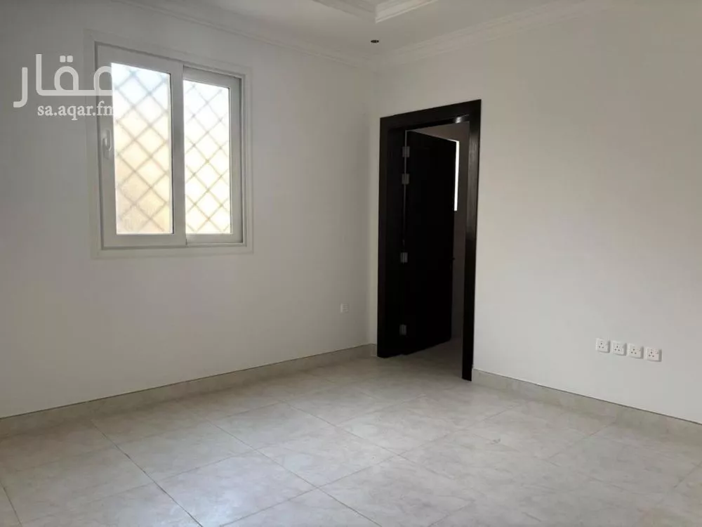 دور 3 غرف في العارض 4