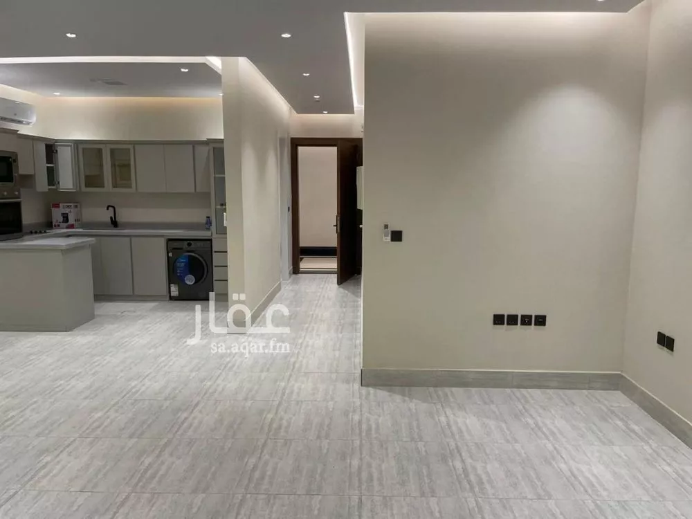 2 bedroom apartment in Al Aqiq 4