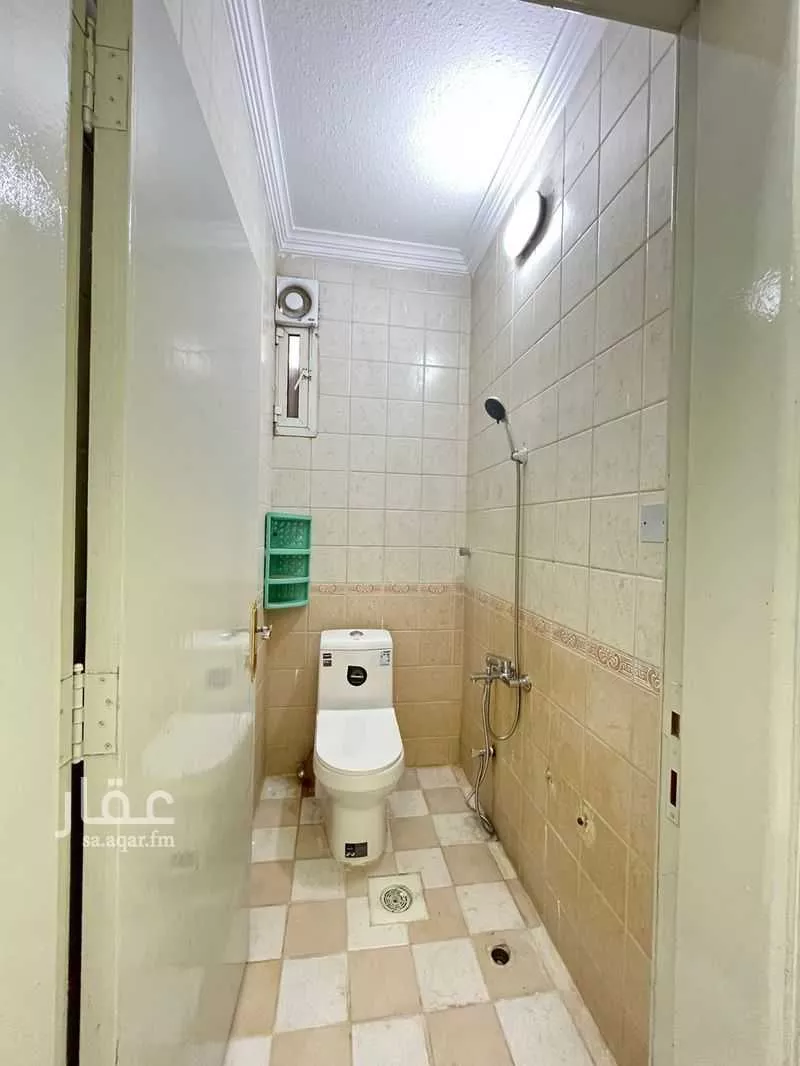 2 bedroom apartment in Al Wizarat, Riyadh 4