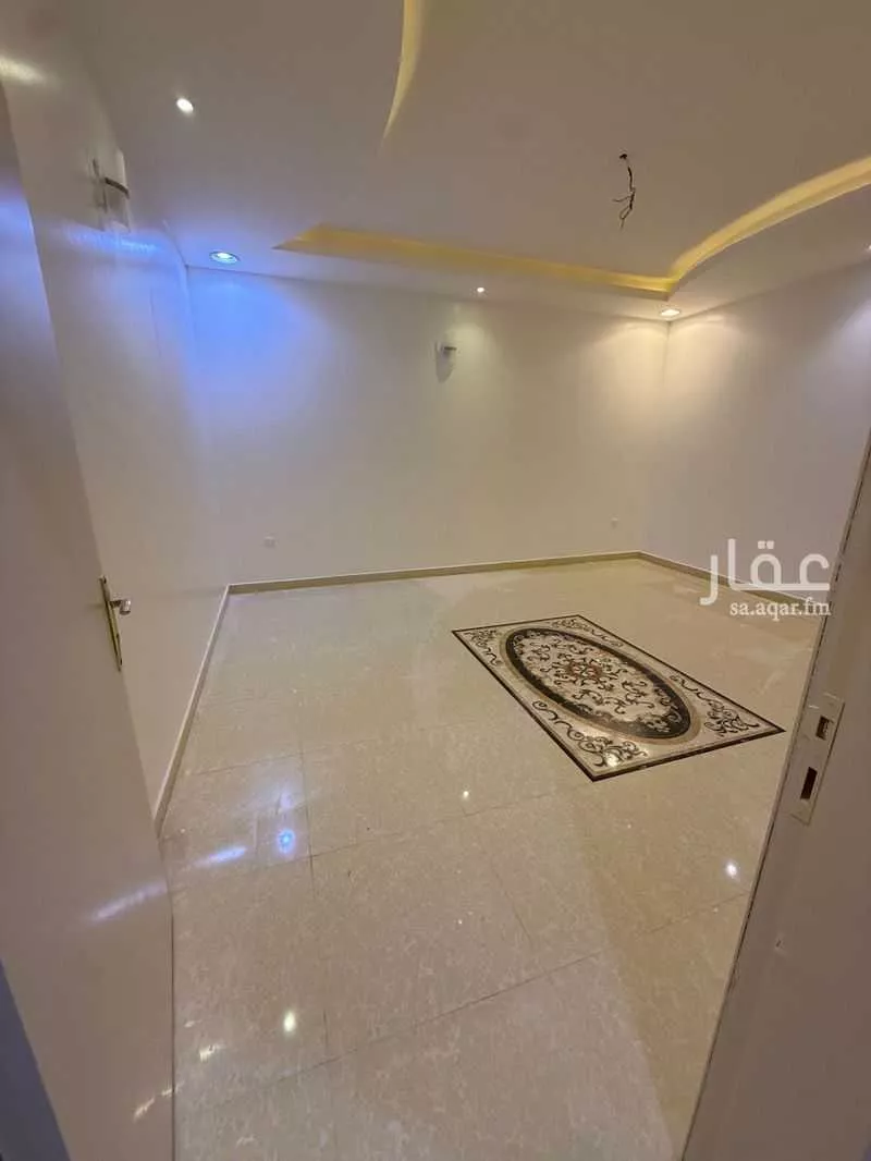 6 bedroom apartment in Tuwaiq 4