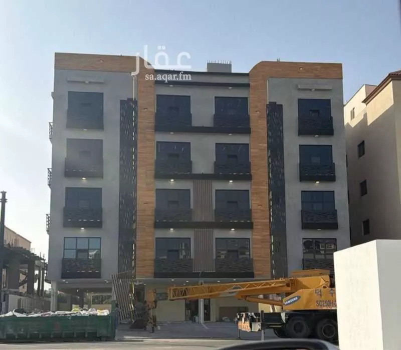 شقة 3 غرف في الحمرا 4