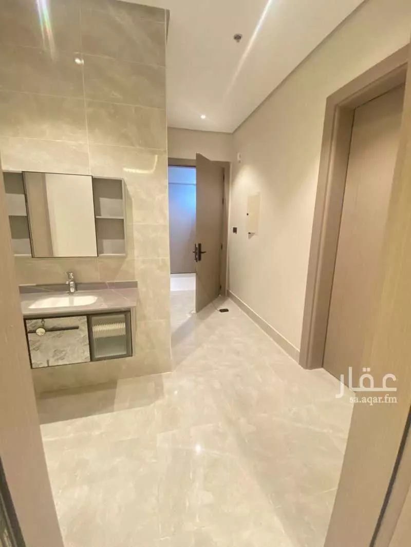 4 bedroom apartment in Al Hamra, Eastern Province 23