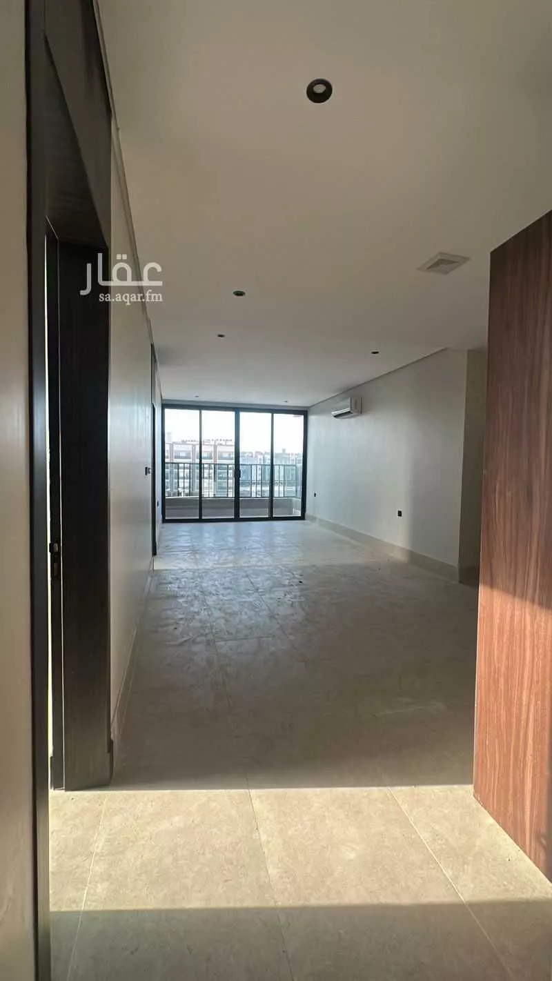 شقة 3 غرف في الحمرا 4