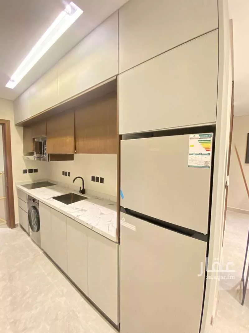 شقة 3 غرف في الحمرا 5