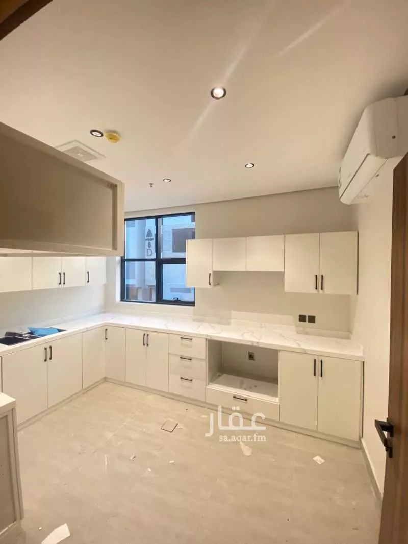 شقة 3 غرف في الحمرا 3