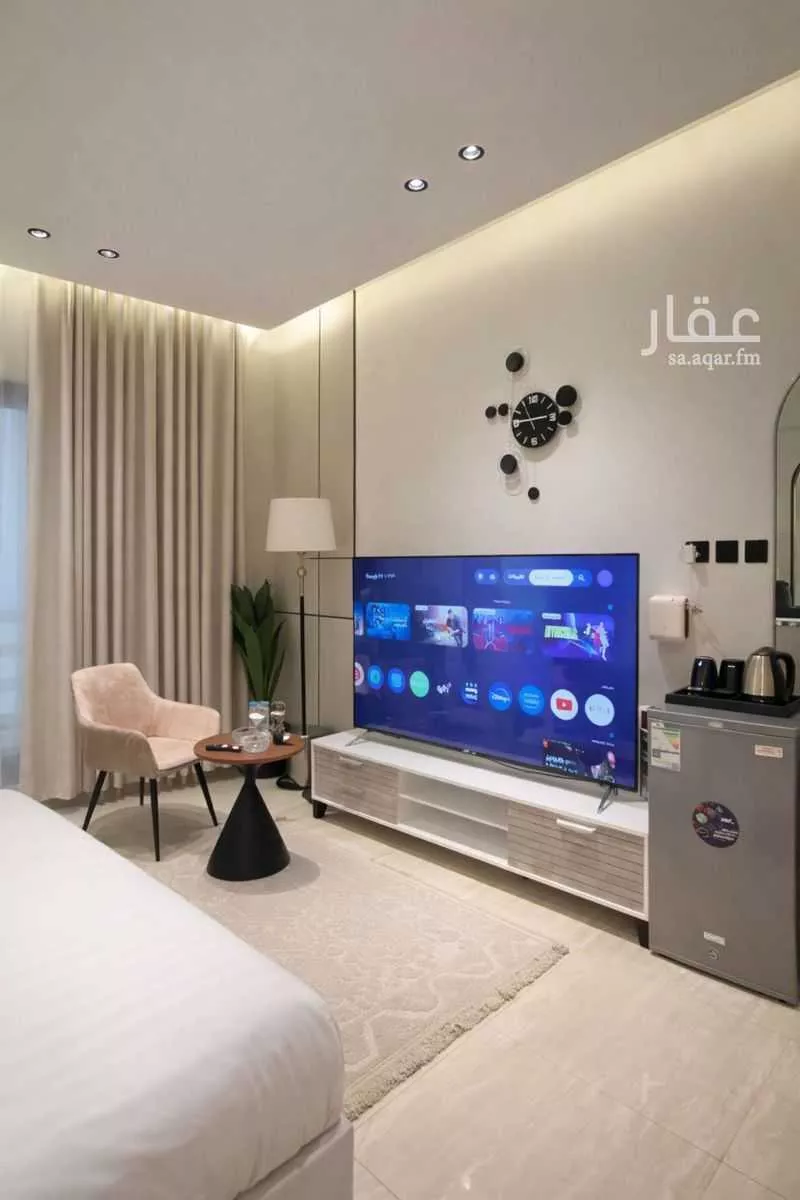 شقة 1 غرف في الحمرا 4