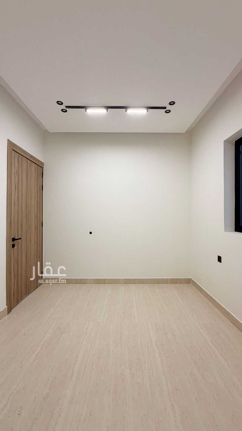 4 bedroom villa in Al Malaz, Riyadh 11