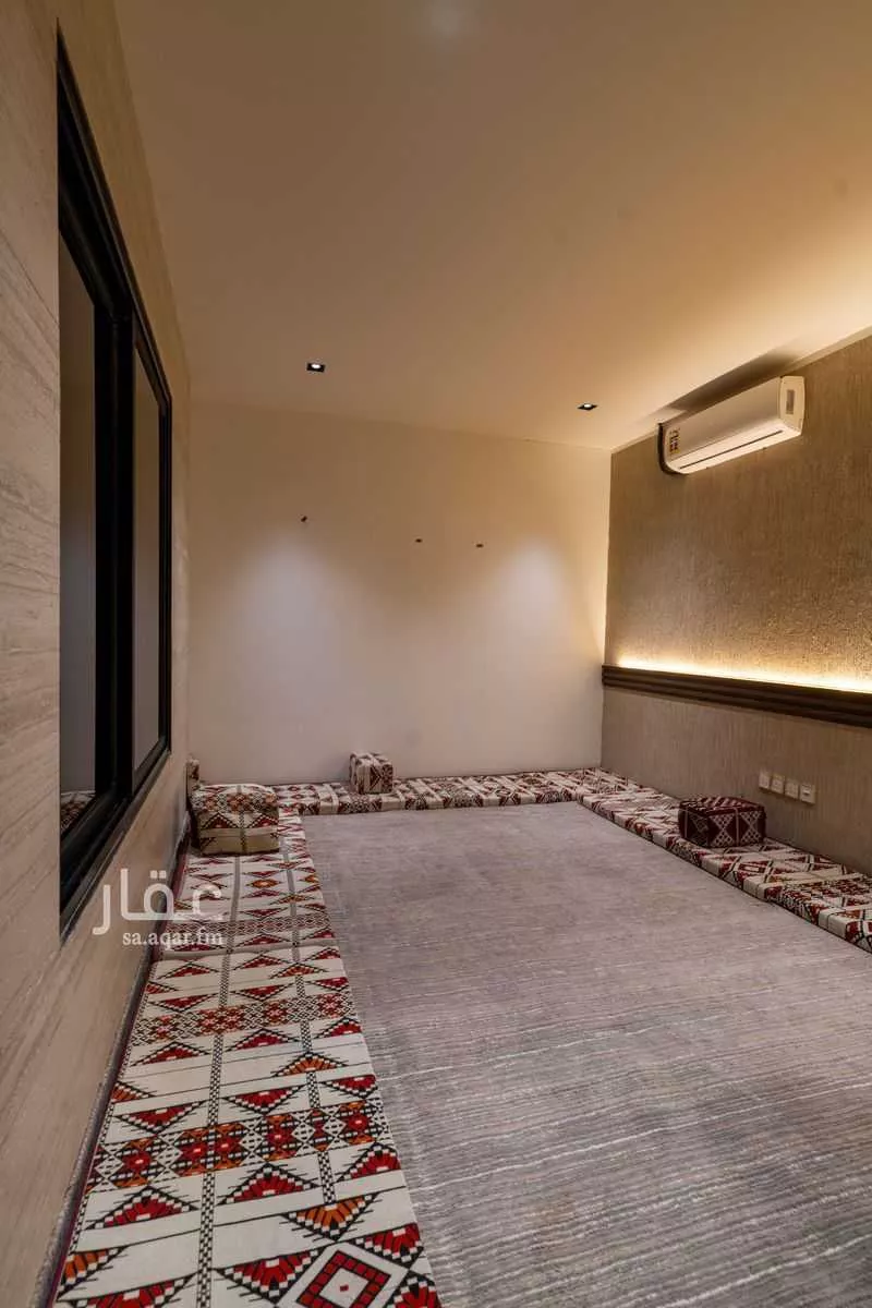 فيلا 6 غرف في النرجس 4