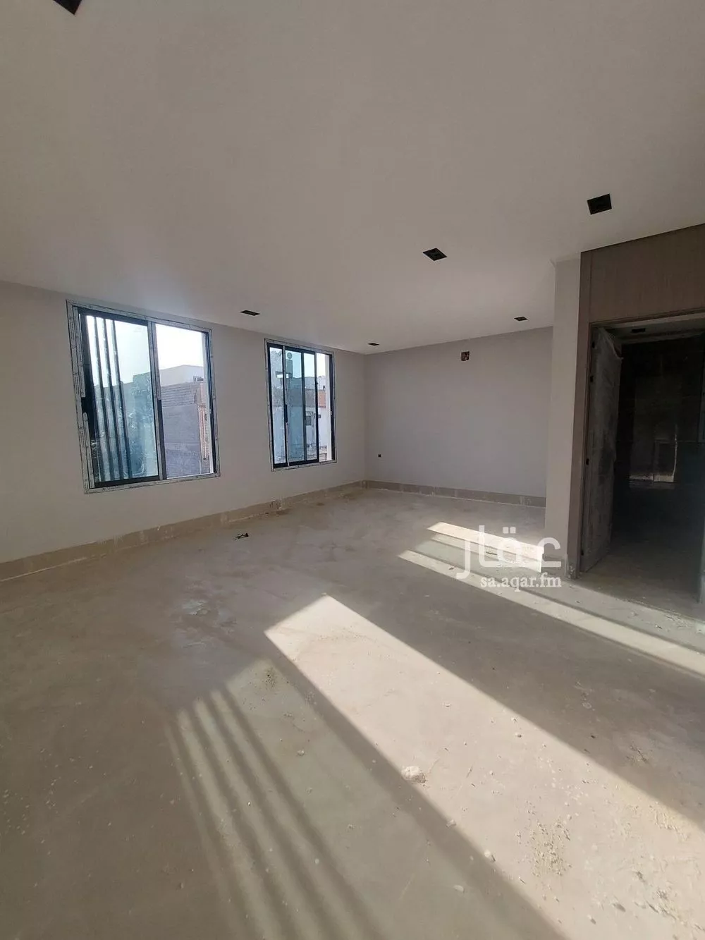 فيلا 6 غرف في العريجاء الغربية 4