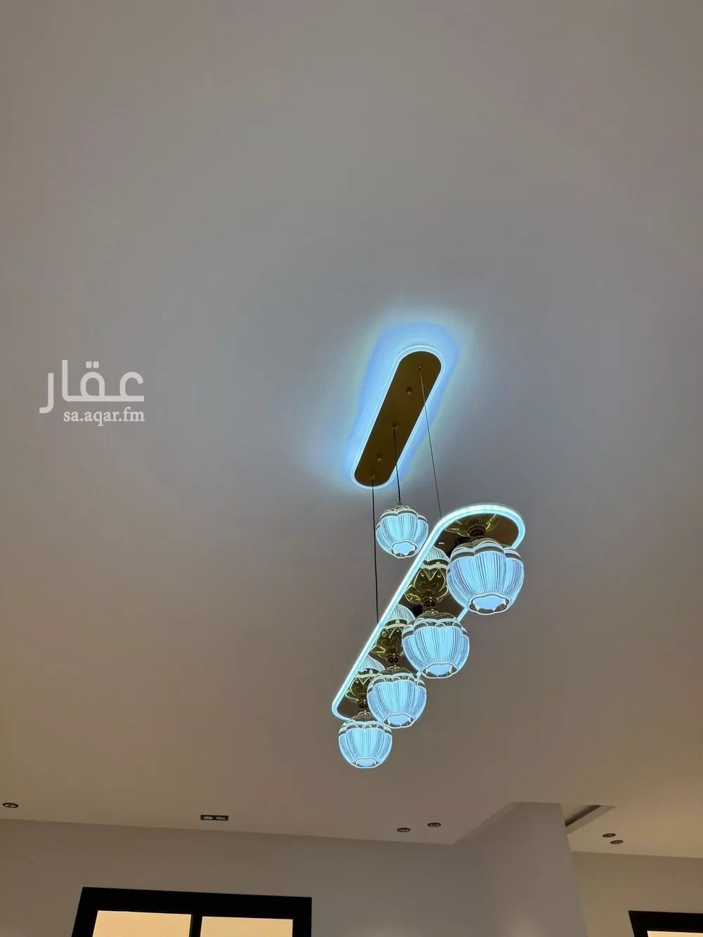 3 bedroom floor in Al Hazm 3