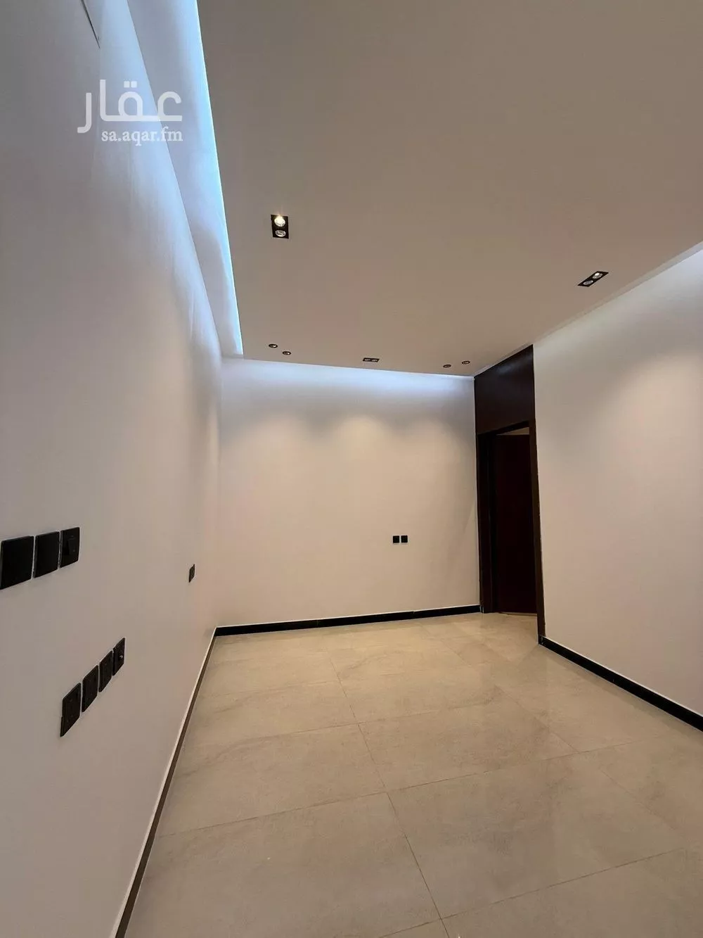 3 bedroom floor in Al Hazm 4