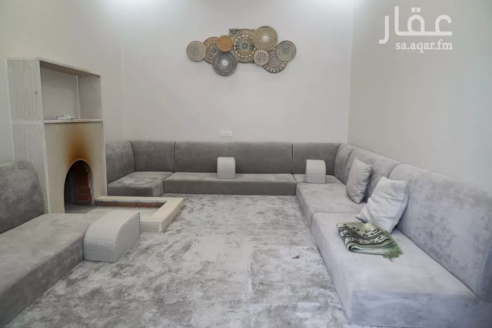 6 bedroom villa in Al Munsiyah 3