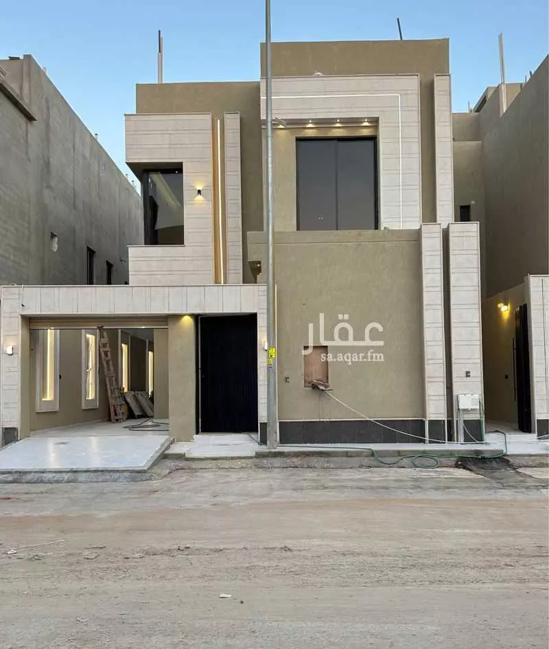 9 bedroom villa in Al Janadriyah 1