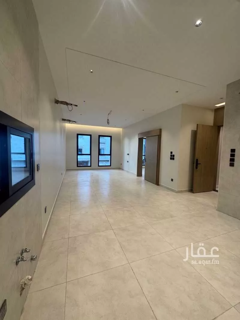 شقة 4 غرف في الروضة 4