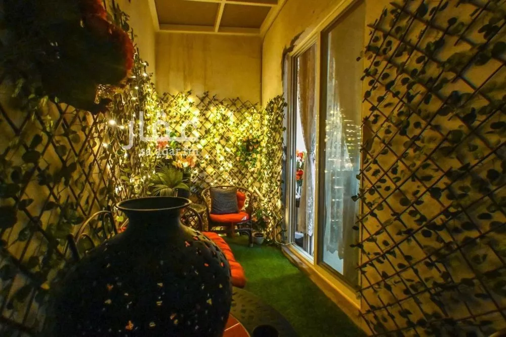 شقة 3 غرف في الملقا 4