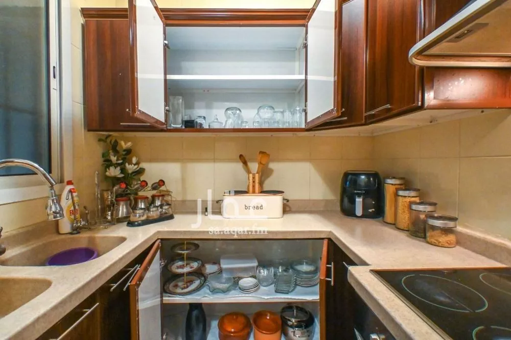 شقة 3 غرف في الملقا 2