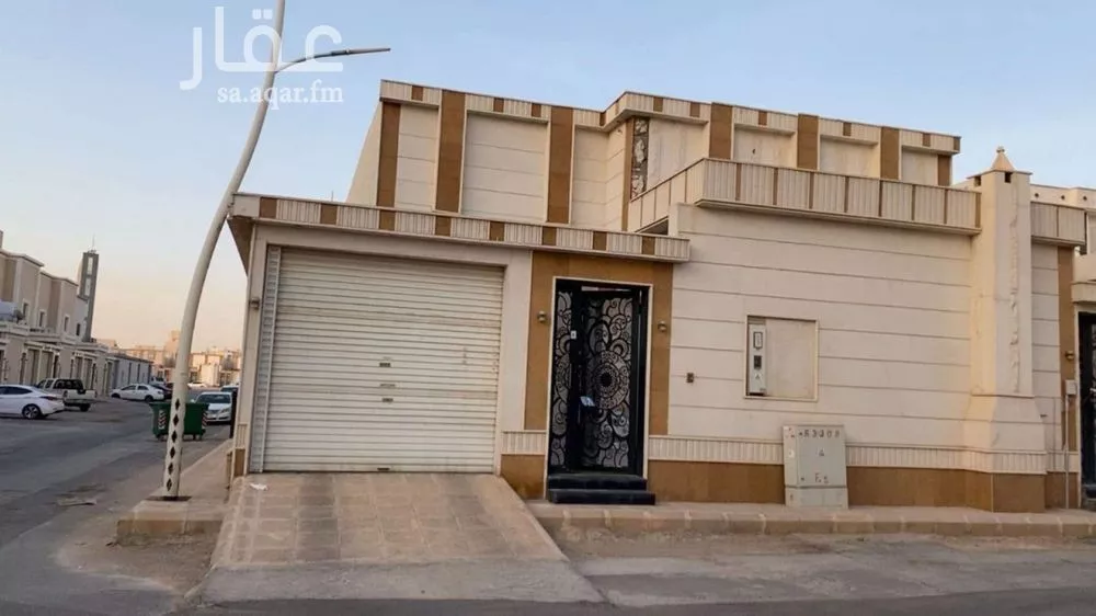 فيلا 7 غرف في بدر 2