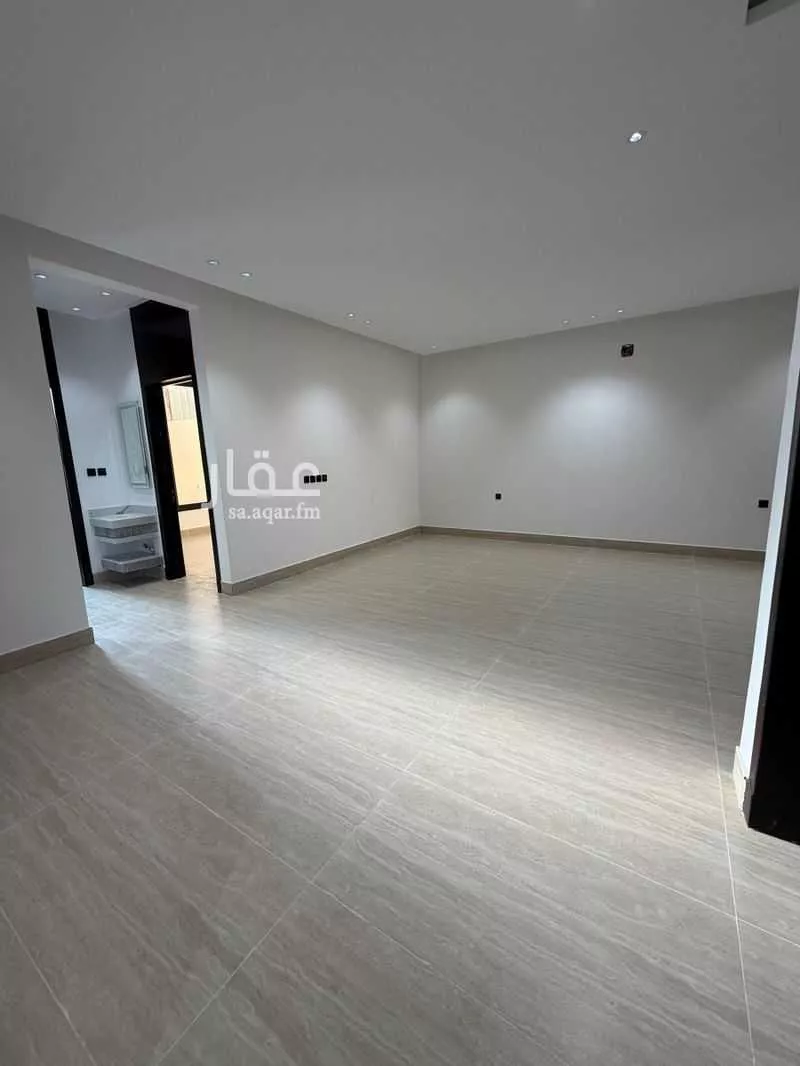 5 bedroom villa in Al Uraija Al Wusta 2