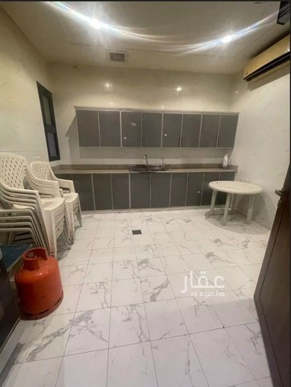 5 bedroom apartment in Al Aridh 4