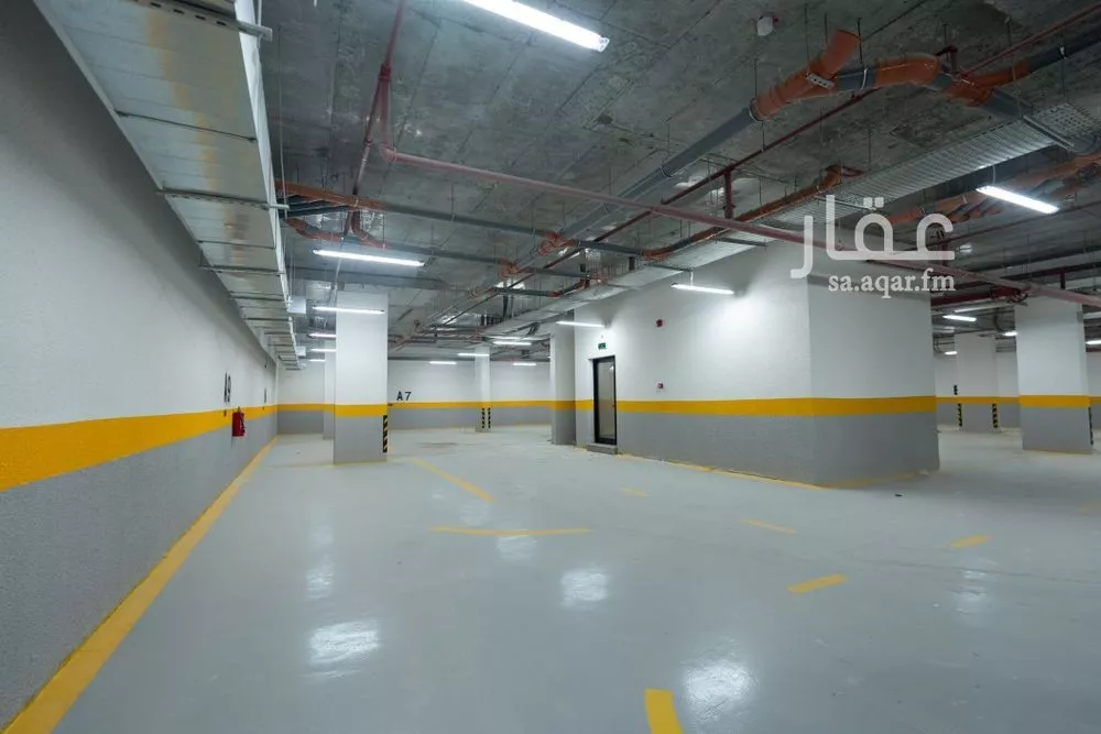 2 bedroom apartment in King Fahd, Riyadh 8