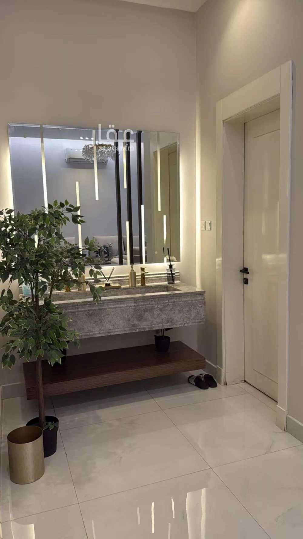 8 bedroom villa in Al Aridh, Riyadh 5