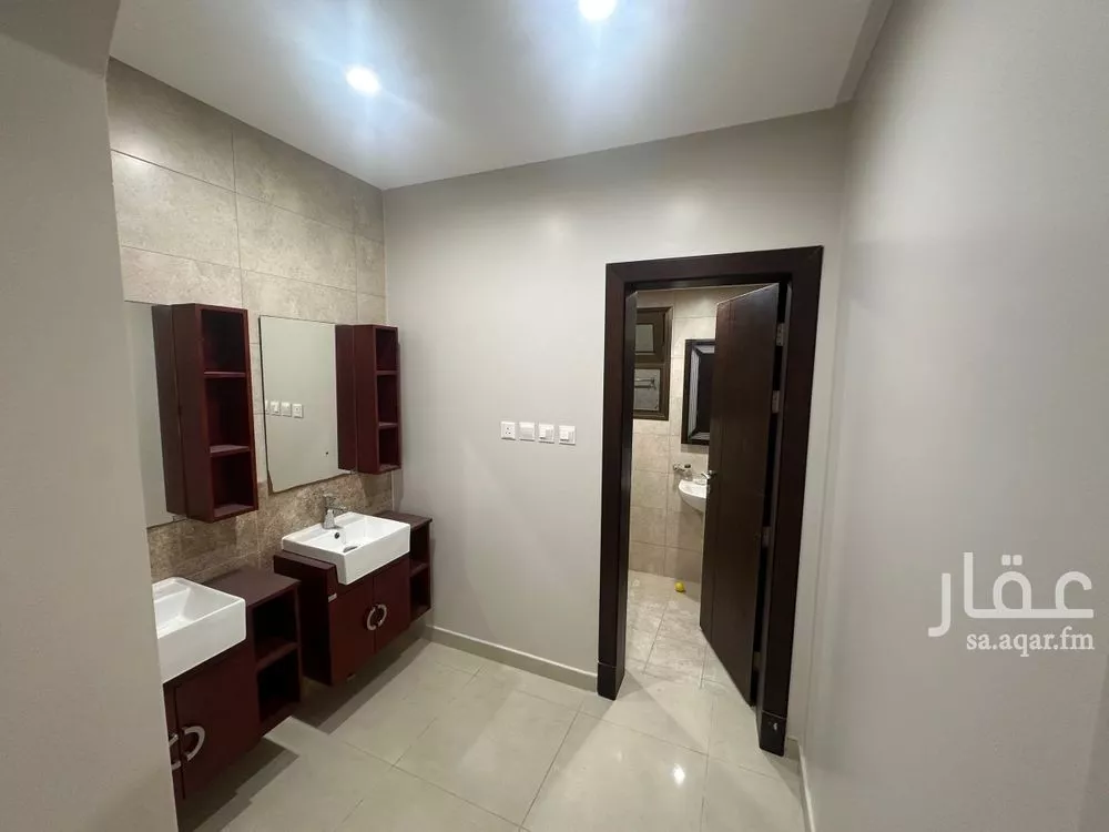 6 bedroom apartment in Hajar, Eastern Province 14