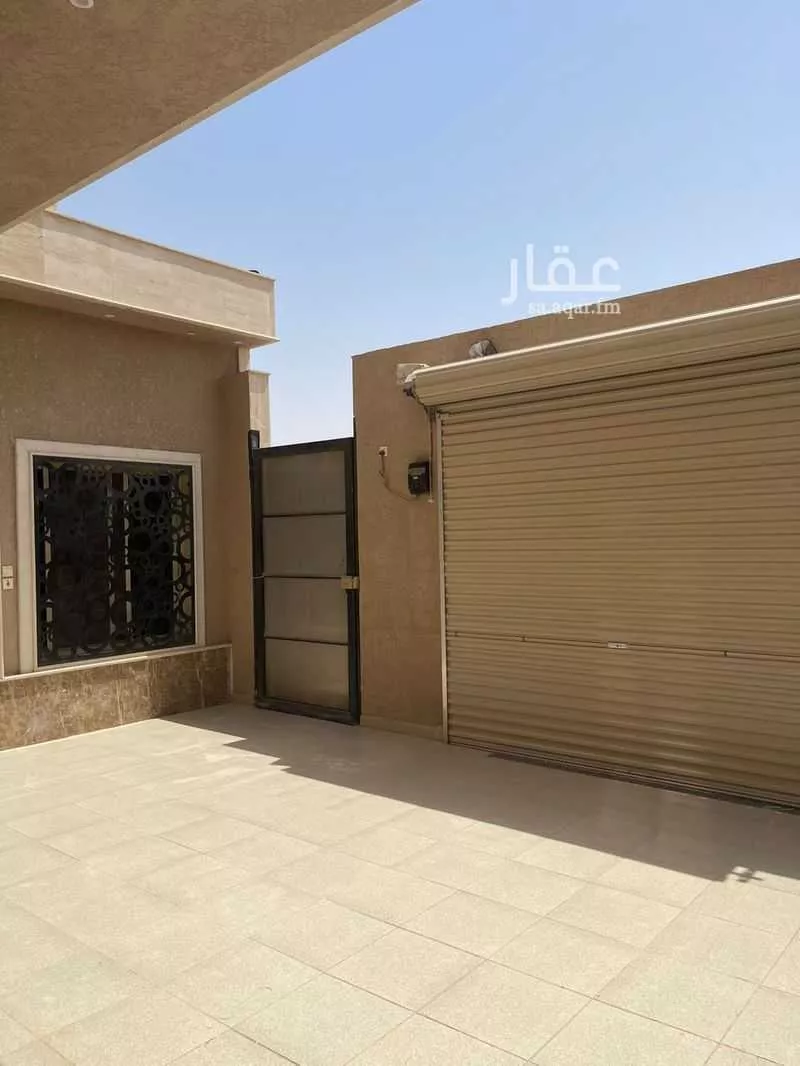 فيلا 7 غرف في العارض 3