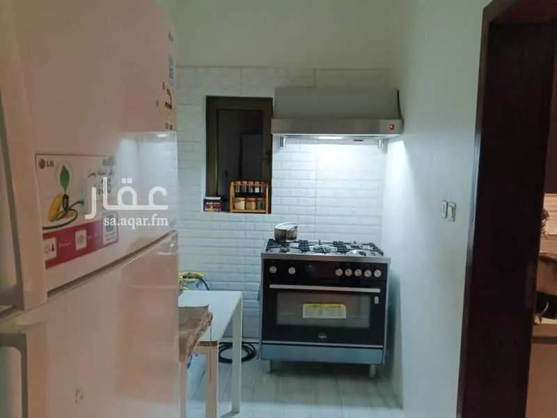 فيلا 7 غرف في الامواج 3