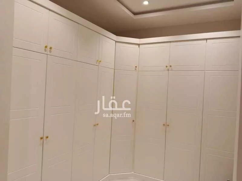 فيلا 15 غرف في الندى 5