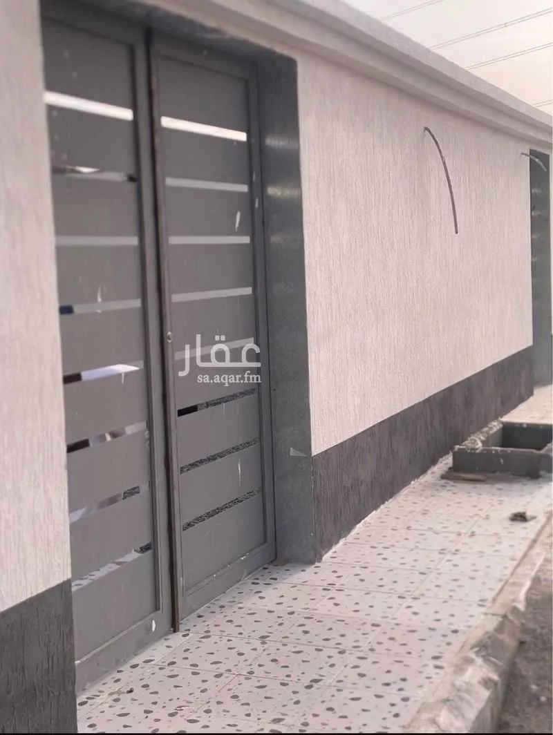 دور 5 غرف في الملك فهد 4