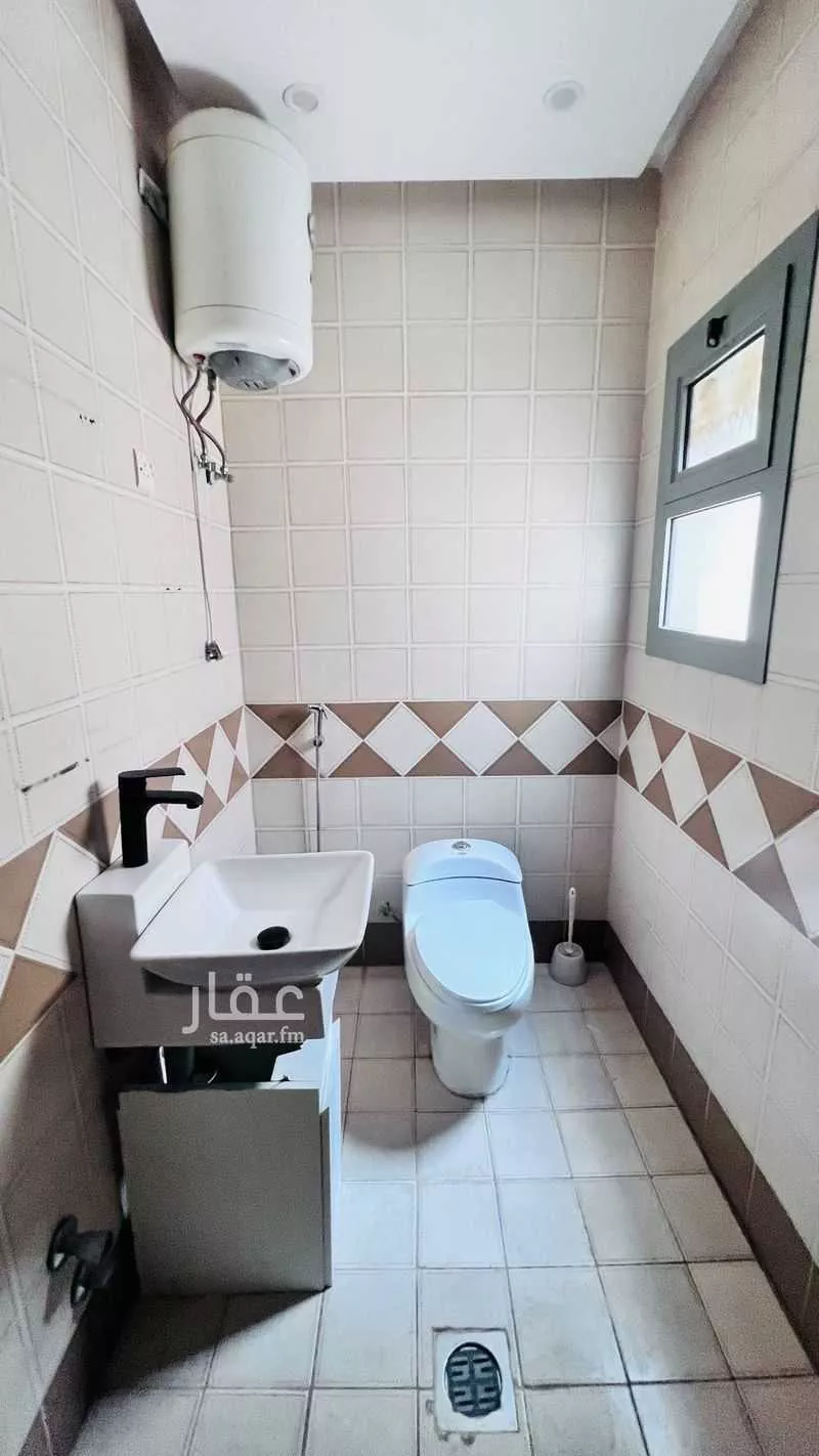 1750 sqm office in Al Aqiq 5