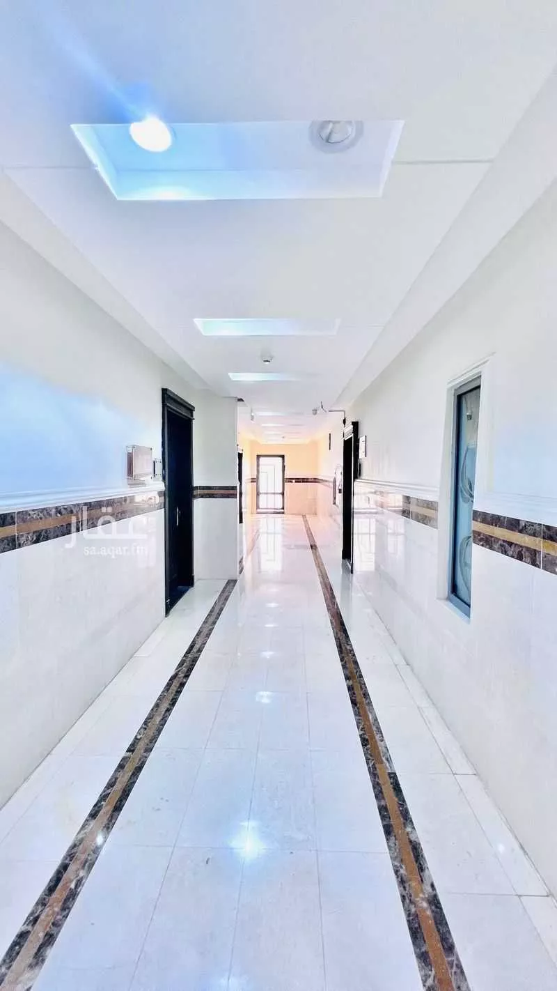 1750 sqm office in Al Aqiq 2