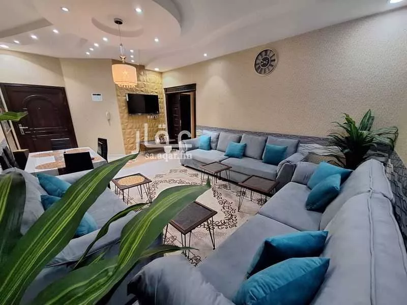 3 bedroom floor in Al Rahmaniyyah 1